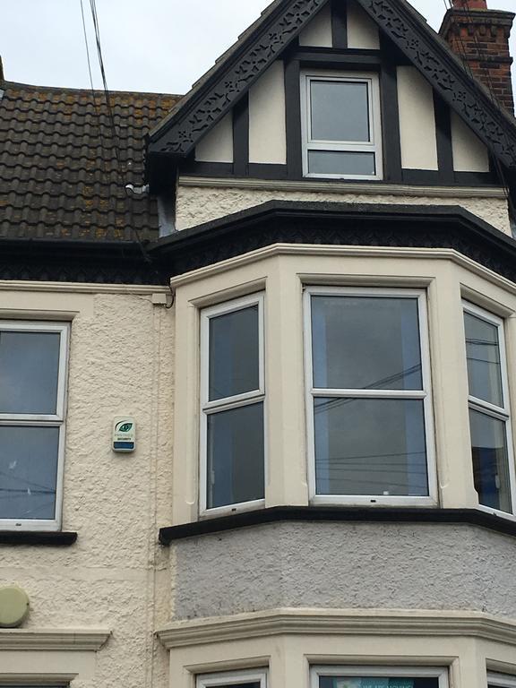 Elris Essex House Hotel Clacton-on-Sea Exterior photo